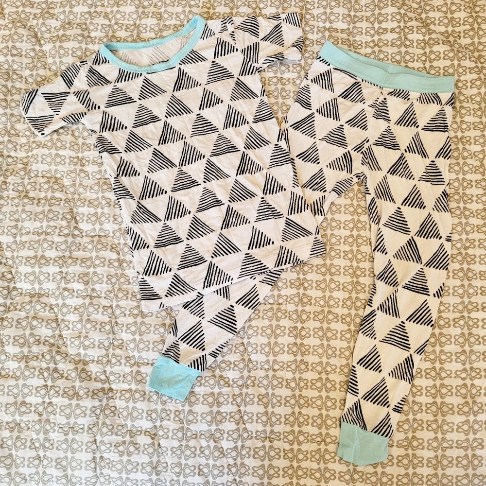LS OG Triangles | 2T | Like New